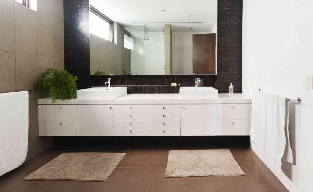 bathoom decor with mirrors enhance space of the bathroom