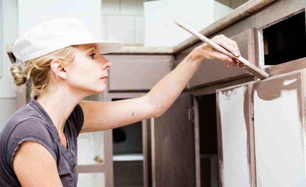 painting your kitchen cabinets for enhancing your kitchen decor