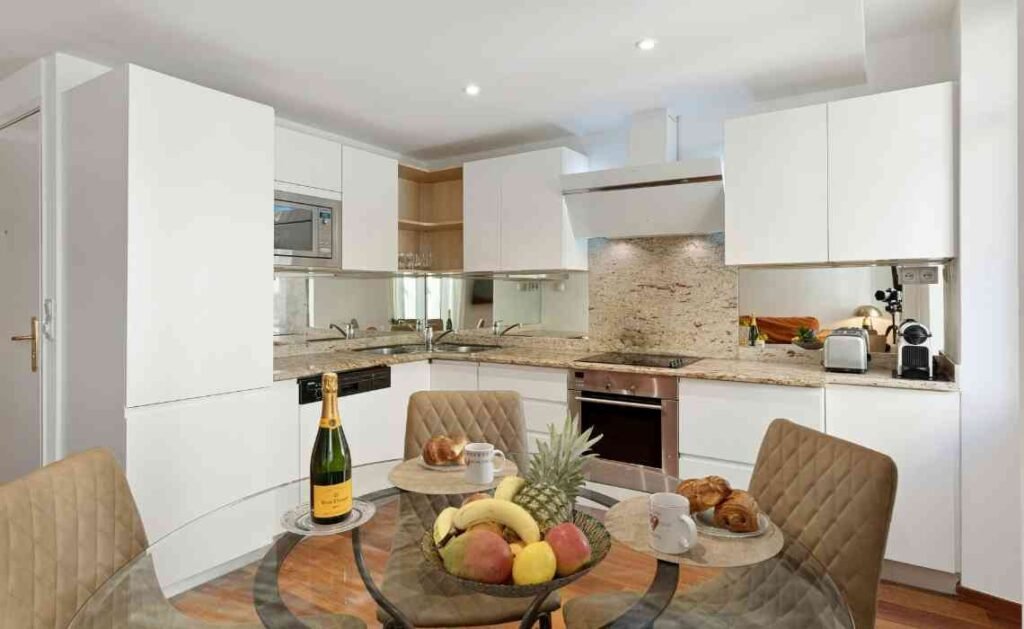 small kitchen decor with dining space near it
