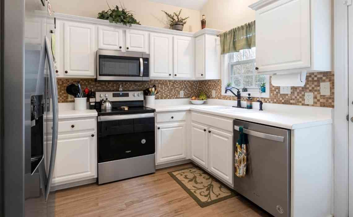 small kitchen decor